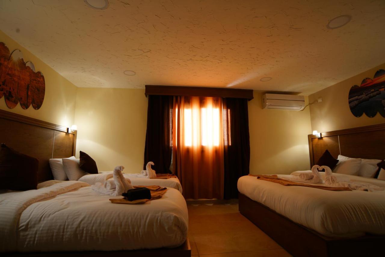 Petra Aretas Hotel Wadi Musa Zewnętrze zdjęcie